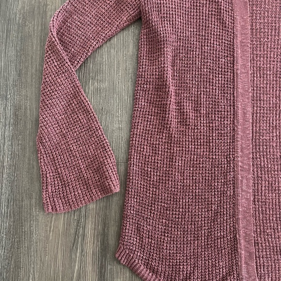Express Dusty Rose Cardigan - Picture 2 of 4